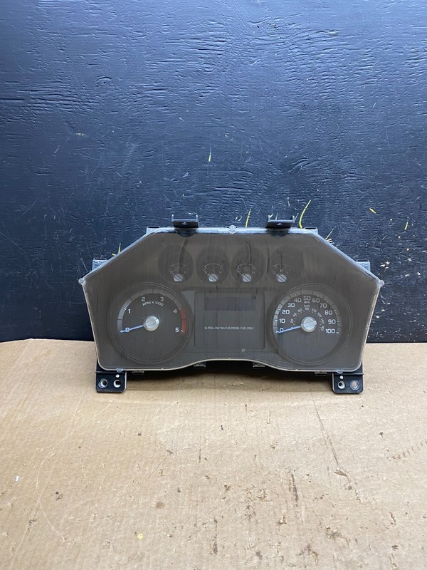 2011 Ford F250 F350 F550 Speedometer Cluster Gauge z4373 DG