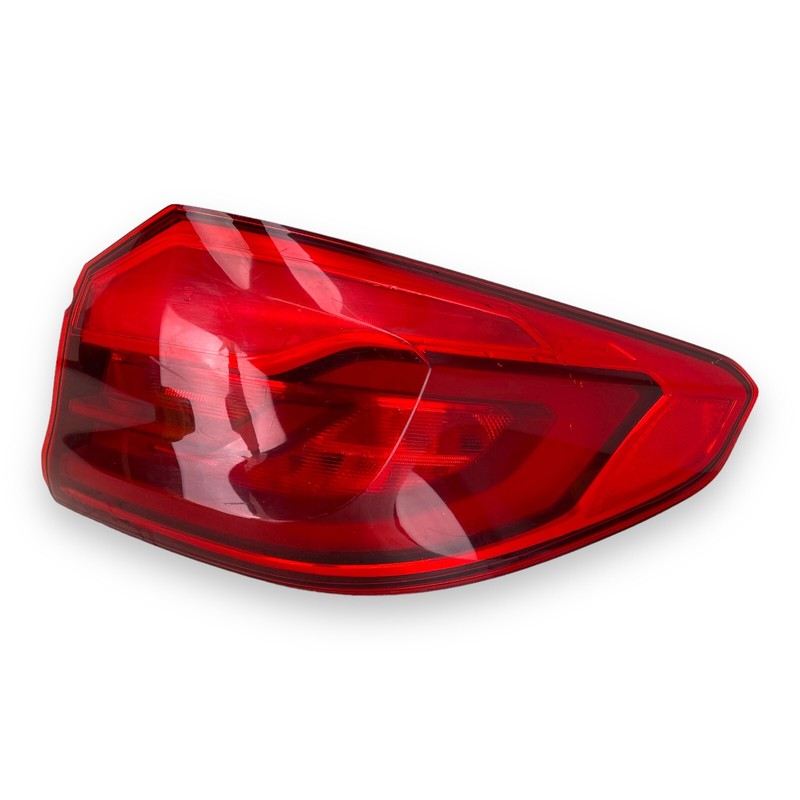 BMW M5 5 Series F90 G30 17-20 Rear right passenger outer tail light OEM 7376470