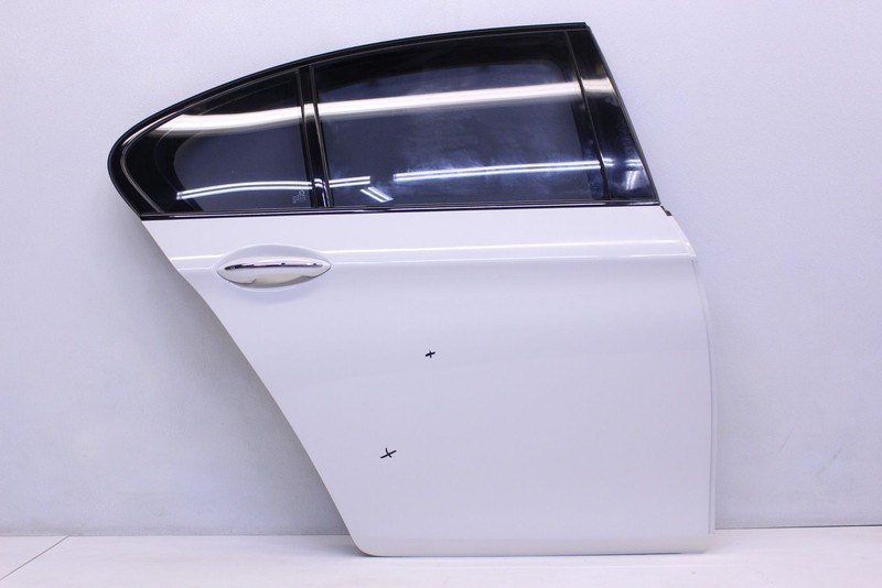 2011 - 2016 BMW 550I F10 REAR PASSENGER DOOR SUNSHADE OPTION ALPINE WHITE 300