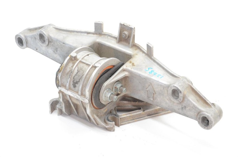 97-04 Porsche Boxster 2.7L Front Engine Mount 98737512302