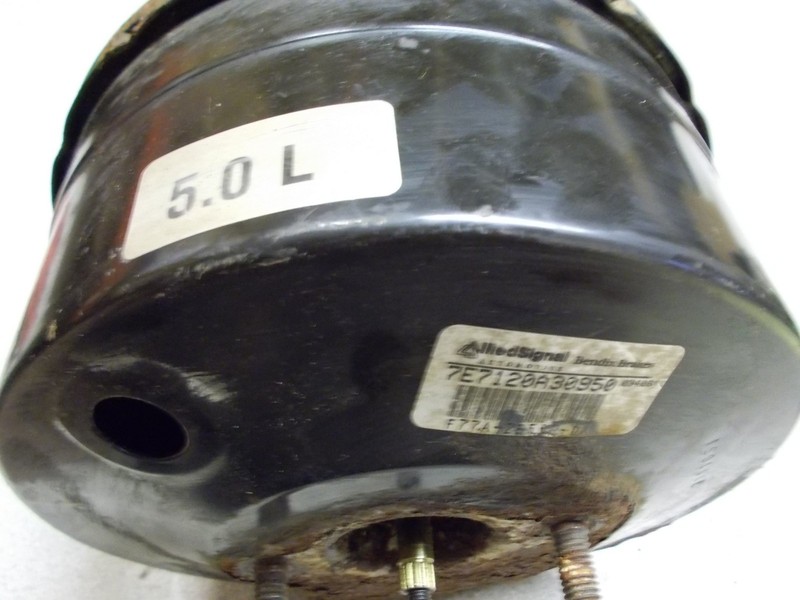 Allied Signal Bendix Brakes Booster 5.0L 7E7120A30950 *FREE SHIPPING*