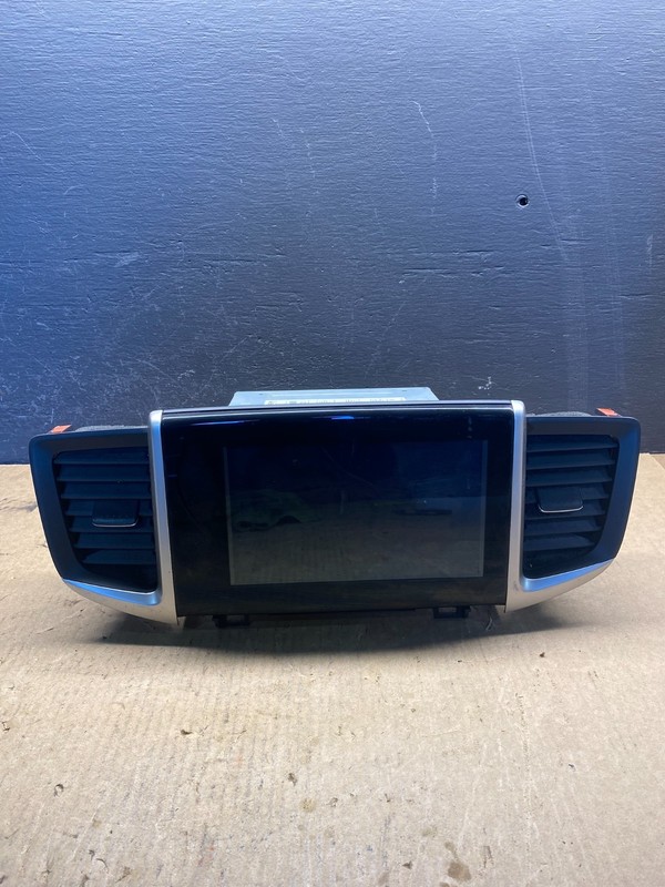2017-2018 Honda Ridgeline AM FM Radio Screen Display Navi Air Vent Oem AC7119 DG