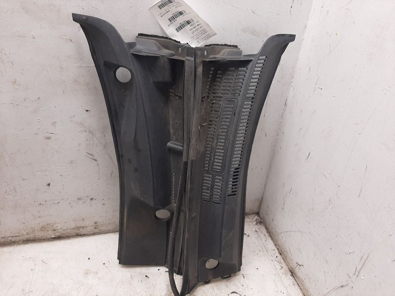 07 TOYOTA PRIUS COWL VENT PANEL