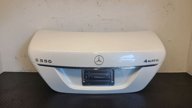 10-13 Mercedes-Benz S400 Trunk Lid Liftgate Assembly White OEM 2217500275