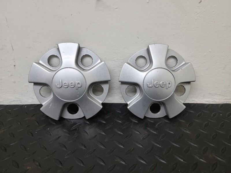 14-22 Jeep Cherokee Center Wheel Cap Pair 17x7 5 Lug 110mm OEM 1WG49TRMAB