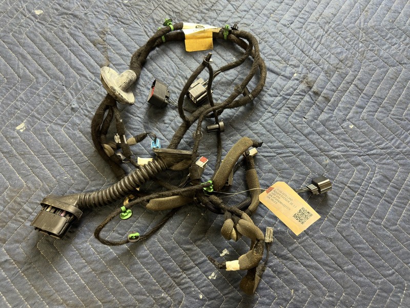 Used Oem Land Rover Right Rear Door Wiring Harness 2019 Range Rover Evoque