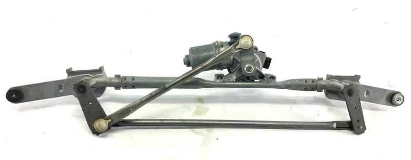 2018-2024 Chevy Traverse LT Windshield Wiper Motor And Transmission Hardware OEM