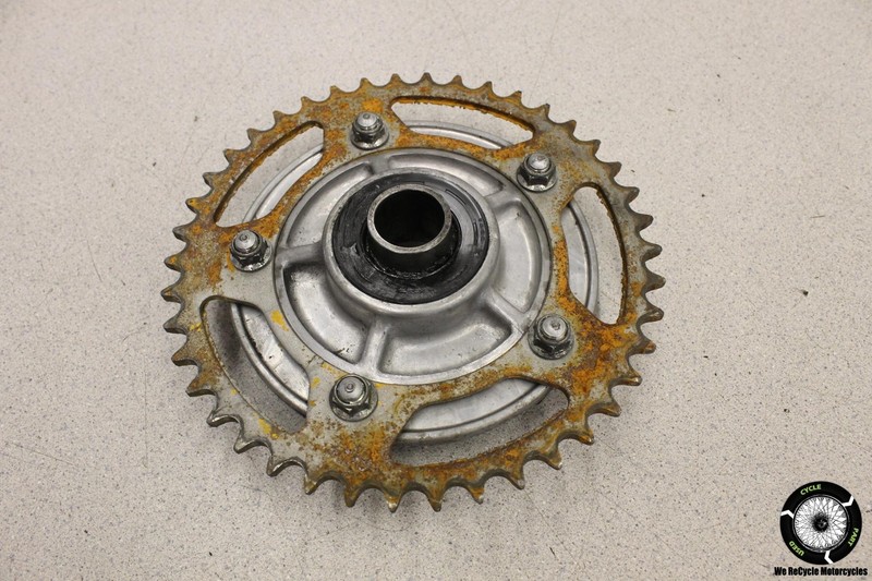 2000 Suzuki GSXR750 REAR DRIVE HUB SPROCKET GSXR 750 00