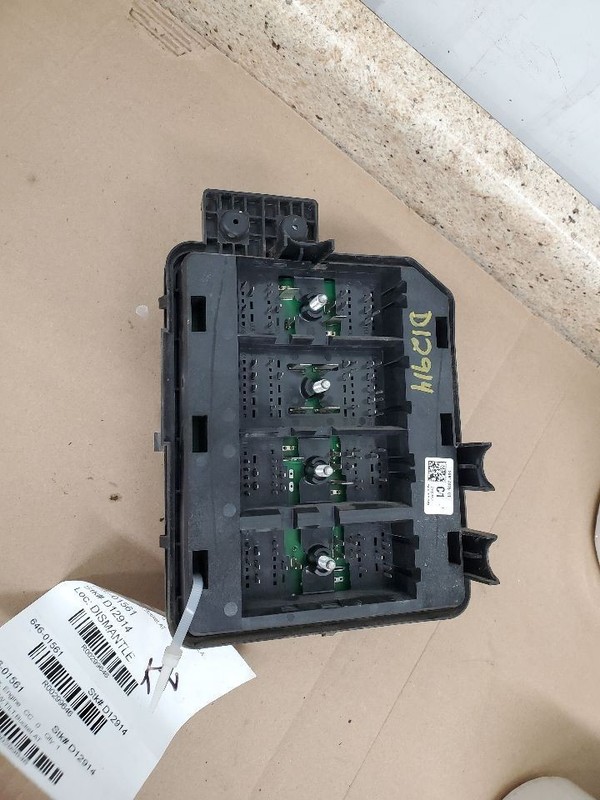 Fuse Box Engine Without Police Package With Fog Lamps Fits 08-11 IMPALA 299646