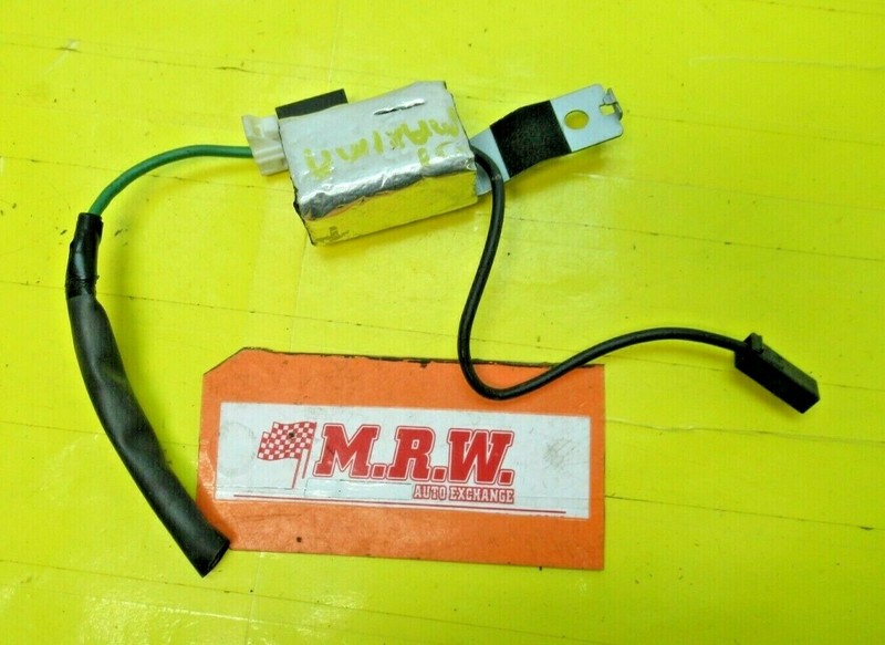 REAR DEFROST SWITCH RELAY LOCATED BY BACK WINDOW GLASS for MAXIMA I30 I35 00 01
