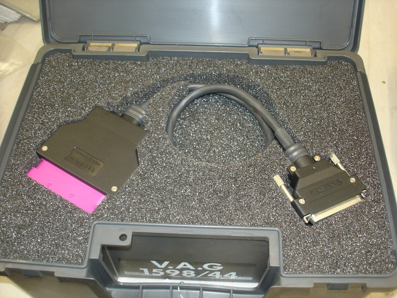 Volkswagen vag 1598/44 test box adapter for EPB control module in case