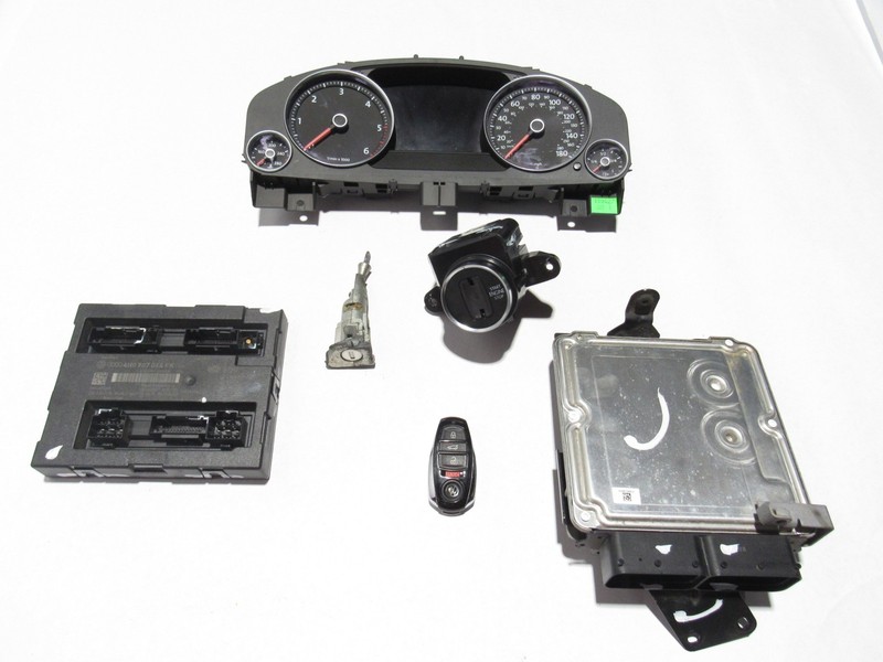 Volkswagen Touareg 2015 3.0L Diesel Engine Module Keyless Cylinder Set 11-17 ;#4