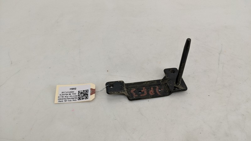 Rear Bumper Left Impact Bar Stay Bracket 86641-F2100 2017 Hyundai Elantra 2018
