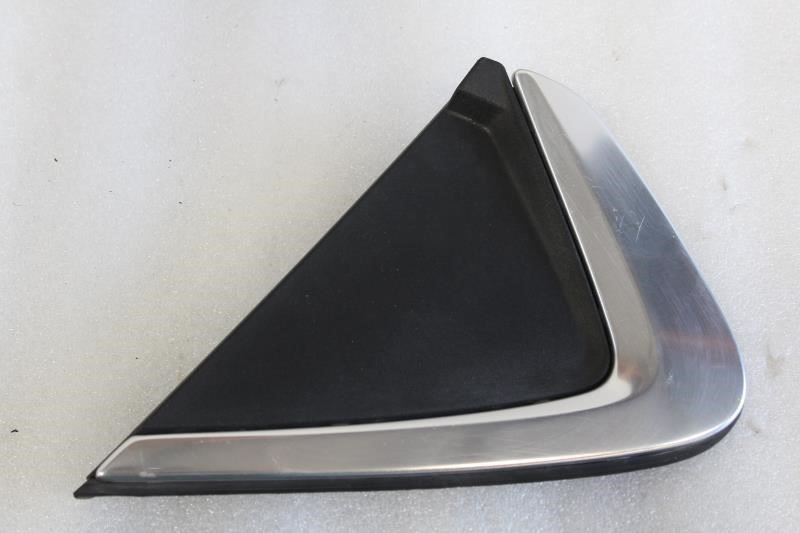 2016 2017 2018 2019 CHEVROLET VOLT RIGHT REAR QUARTER MOLDING TRIM 23207316