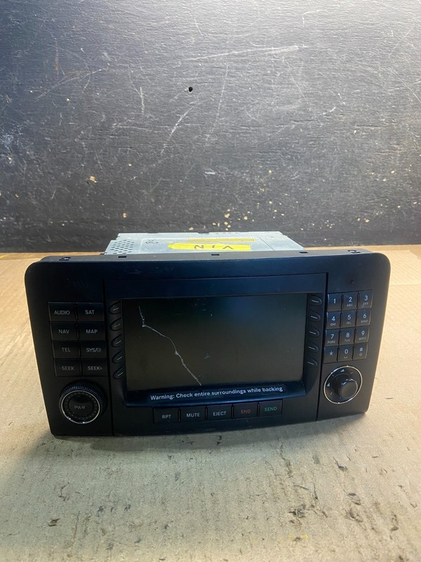 2006 2007 2008 Mercedes ML350 GL450 Radio Navigation Screen Display Y7661 DG