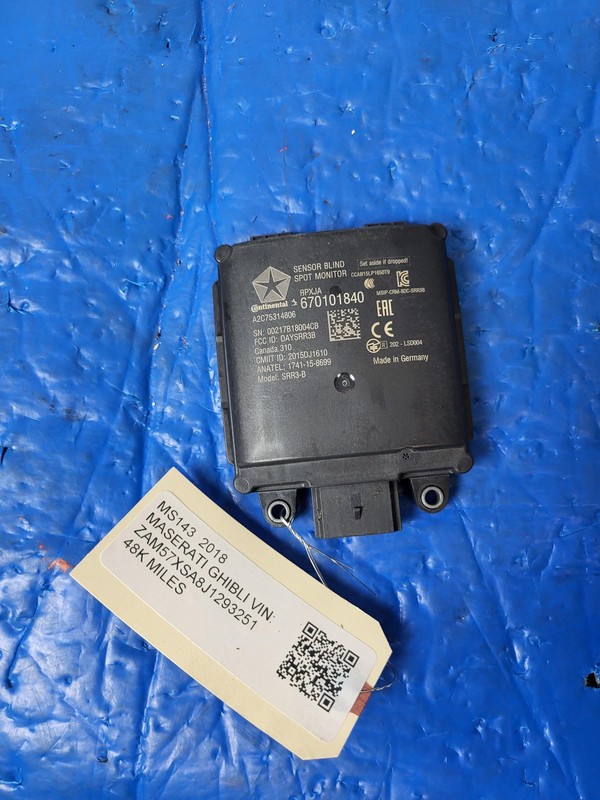 Used Oem Maserati Rear Blind Spot Radar Sensor 670101840 for 2017-2018 Ghibli