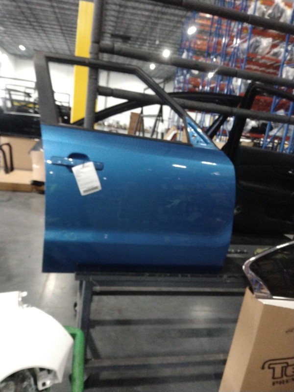 2019 KIA Soul Right Front Door Blue Used OEM 164064 112K Miles