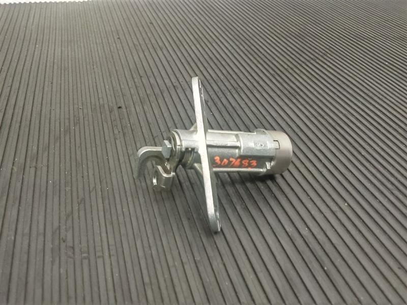 15-19 Hyundai Sonata Trunk Lid Lock Cylinder OEM 81250-C1A00