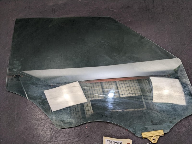 Front Right Door Window Glass 2019 Kia Soul 82420-B2020 2014 2015 2016 2017 2018