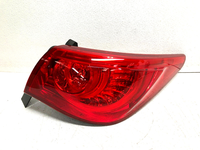 14 15 16 17 Infiniti Q50 Outer Taillight Right Passenger Side 1410 OEM