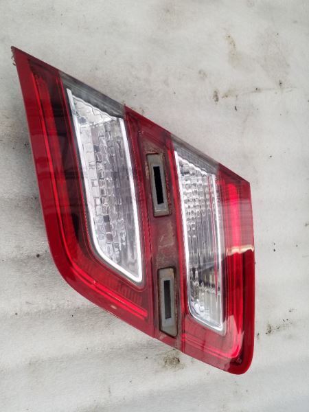 Passenger Tail Light With Police Package Lid Mounted Fits 13-19 TAURUS 2189503