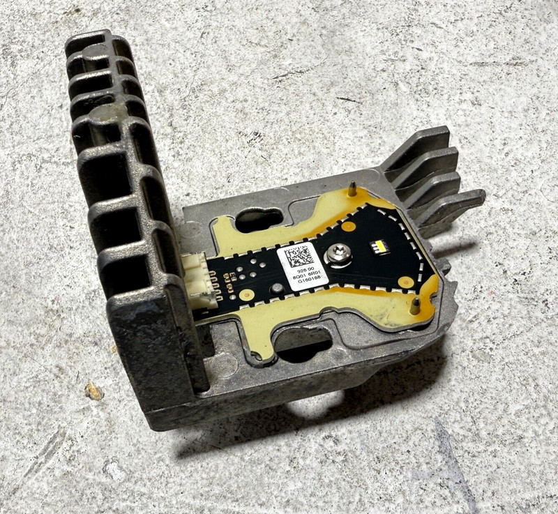 2018 Volkswagen Passat 2.0L FWD Automatic Transmission Control Module Unit OEM