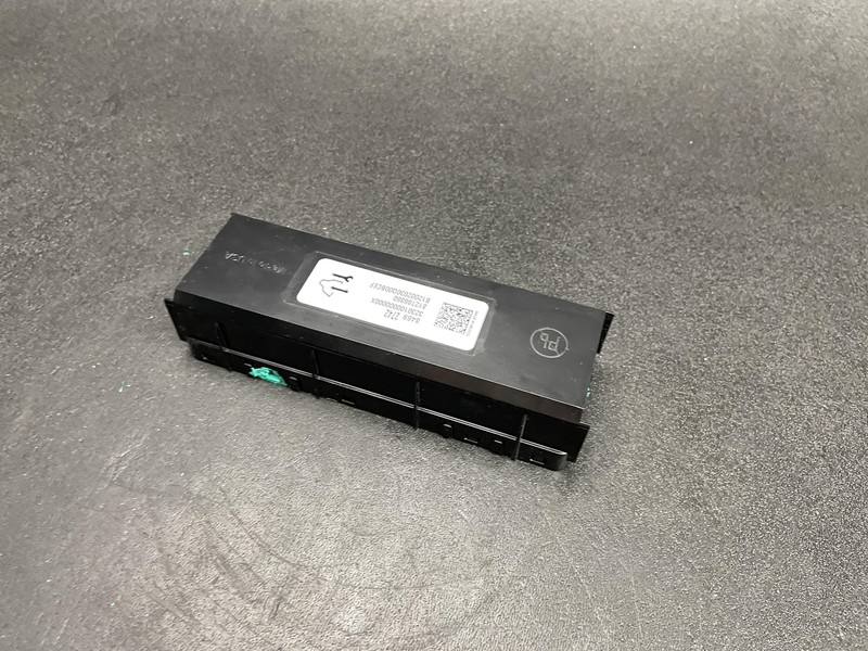 A/C Heater Temperature Control Module 2020 GMC Acadia 84692742