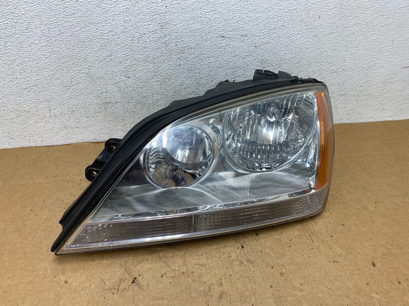2004 2005 2006 Kia Sorento Left Driver Lh Side Headlight Halogen DEPO AD5251 DW