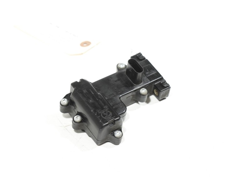 2016-2020 Tesla Model X Front Left Side Door Control Module OEM 1045353-00-B