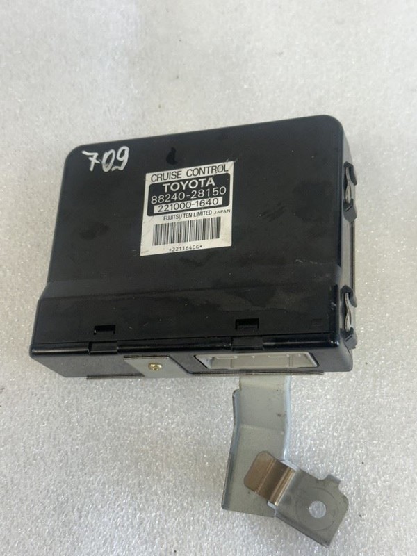 1994 1995 TOYOTA PREVIA CRUISE CONTROL MODULE NON-SUPERCHARGED MODEL 88240-28150