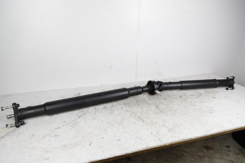 16-19 BMW G12 750 xDrive AWD Rear Cardan Drive Shaft Assembly Axle OEM
