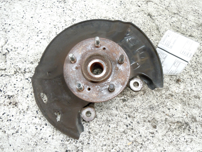 2014 14 Honda CR-V Front Spindle Knuckle Hub Passenger Right AWD OEM