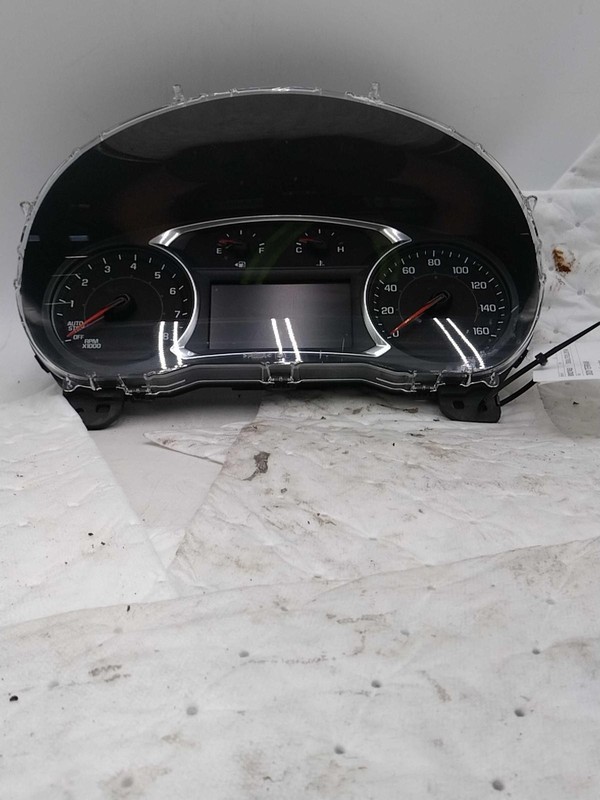 2020 GMC Terrain Speedometer Gauge OEM 84674118 White 70K Miles