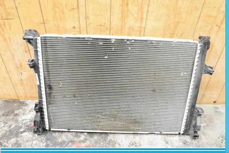14-20 Mercedes X156 GLA250 CLA250 Engine Water Cooling Radiator A2465001403 OEM