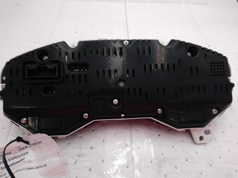 2015 Ford Expedition Speedometer Gauge Black OEM 162K Miles NJ25-24938-628458