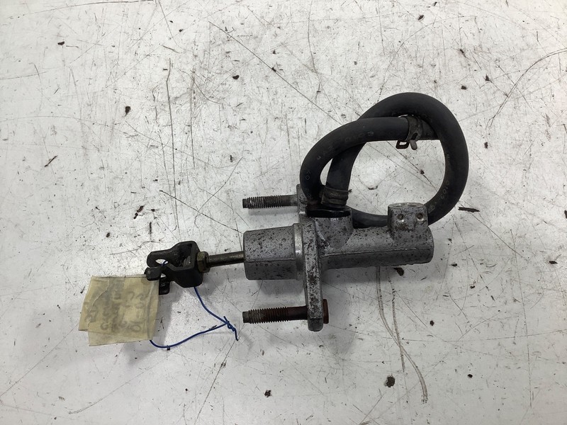 01-05 Honda Civic 1.7L Clutch Master Cylinder OEM