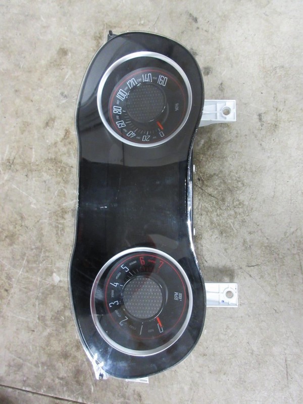 2018 Dodge Challenger OEM Instrument Panel Cluster Speedometer 68351265