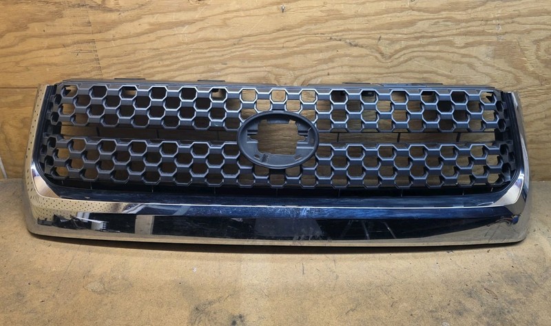 2018 2019 2020 2021 TOYOTA TUNDRA Front GRILLE OEM 53155-0C020