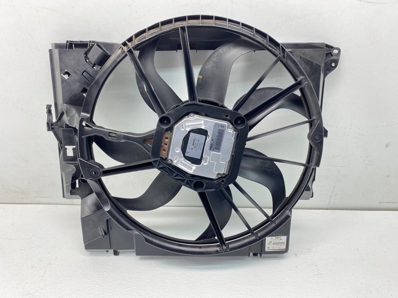 07-16 BMW E90 E89 135 335 Z4 N54 N55 Engine Radiator Cooling Fan Shroud 600W OEM