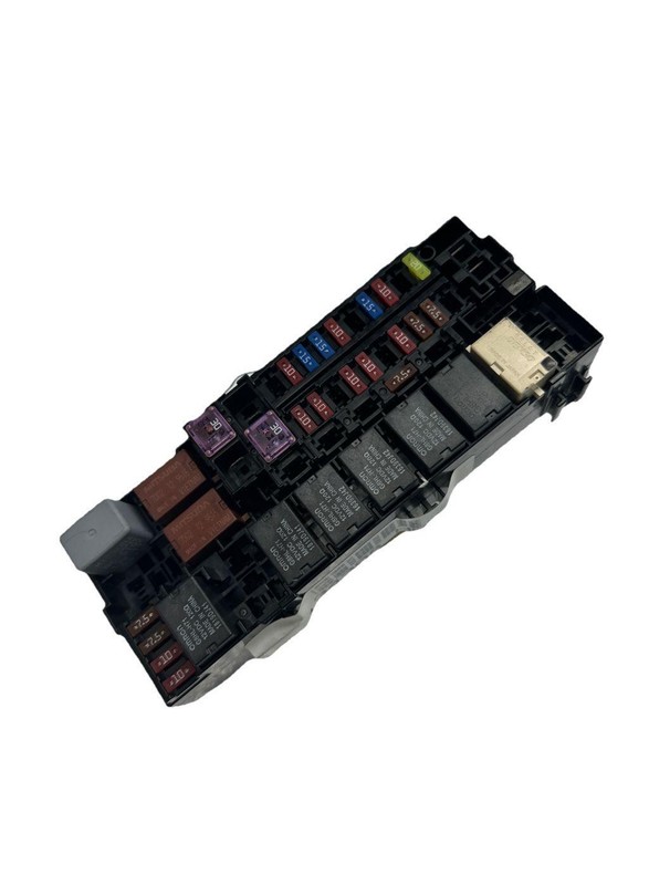 Honda HRV junction box 2019 fuse relay block us market assembly OEM G8HLH71
