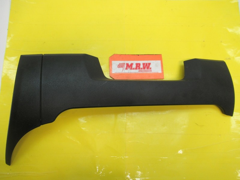 RIGHT FRONT SEAT TRACK MOTOR TRIM COVER PANEL PASSENGER SIDE RF for 07 08 ACADIA