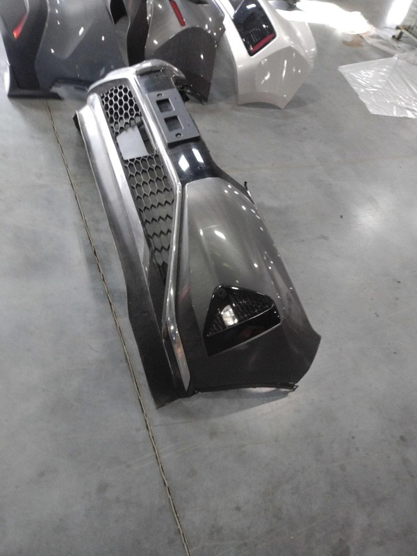 2022 Nissan Murano OEM Front Bumper Assembly Grey 61000 Mi 4WD 667955
