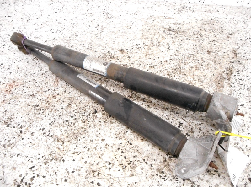 2014 14 Jeep Cherokee Rear Shock Absorber Pair Left Right OEM