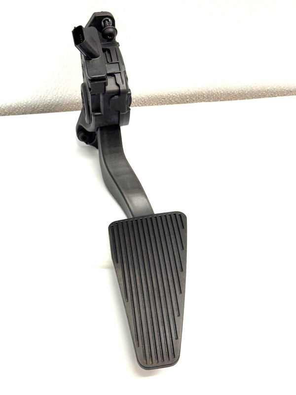 ✅ 2009-2024 RAM 1500 2500 3500 CLASSIC ACCELERATOR PEDAL 53034160AE Mopar OEM