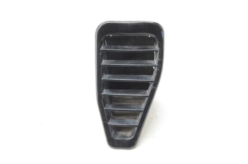 1984-1986 Nissan 300ZX Z31 2+0 Driver Left Door Frame Air Vent 78902 01P00