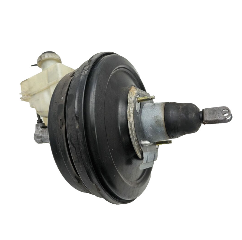 2003 - 2005 RANGE ROVER 4.4l Brake Booster W/ Master Cylinder Reservoir 675438