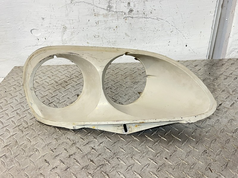 1972 Citroen DS 21 Front Passenger Right Side Headlight Pod Housing DS21 Trim