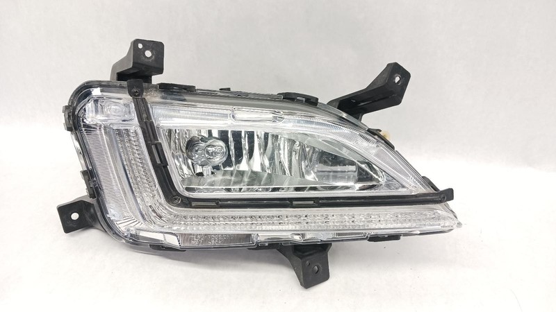 19-'21 HYUNDAI TUCSON Right passenger fog light OEM Grade A!