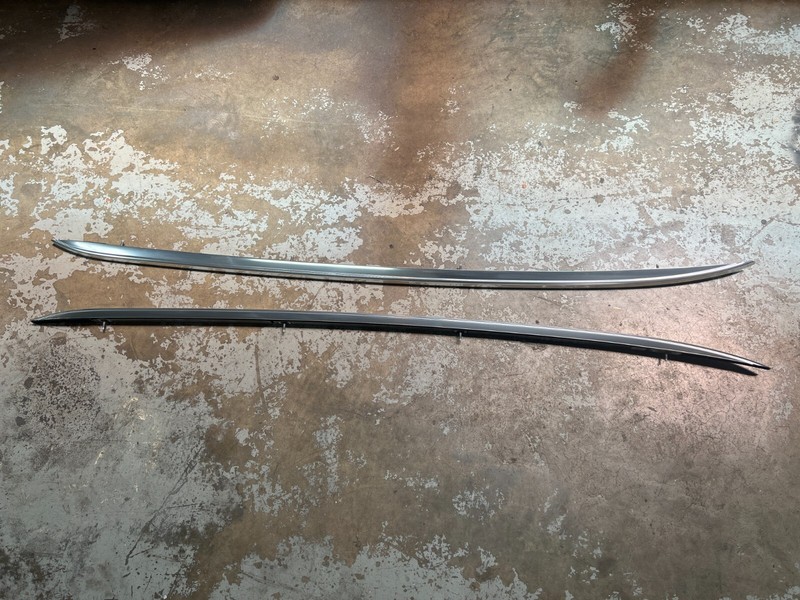17-24 Cadillac XT5 ROOF RACK RAIL MOLDING TRIM LEFT RIGHT SET OEM