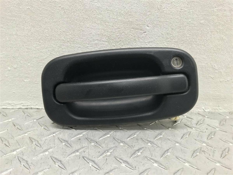 99-07 Silverado Sierra Tahoe Yukon Suburban Avalanche RH Passenger Door Handle
